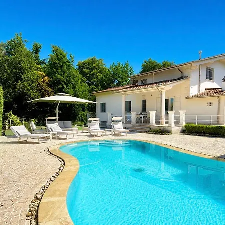 Villa Pietrasanta Sea Near Dei Marmi With Private Pool&park