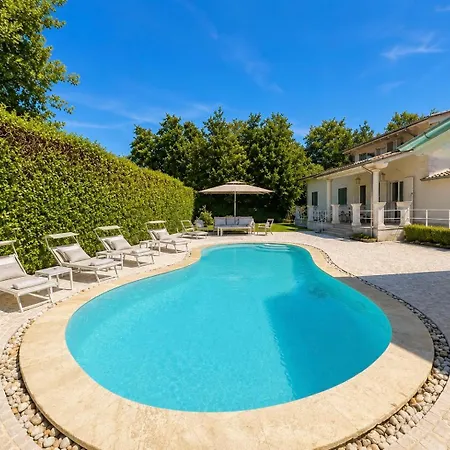 Pietrasanta Sea Near Dei Marmi With Private Pool&park Villa