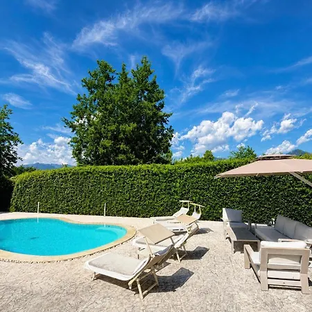 Villa Pietrasanta Sea Near Dei Marmi With Private Pool & Park Marina di Pietrasanta