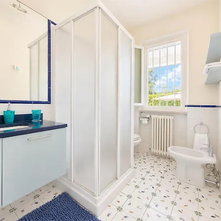 Villa Pietrasanta Sea Near Dei Marmi With Private Pool & Park Marina di Pietrasanta