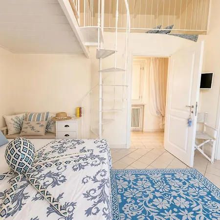 Villa Pietrasanta Sea Near Dei Marmi With Private Pool&park Marina di Pietrasanta