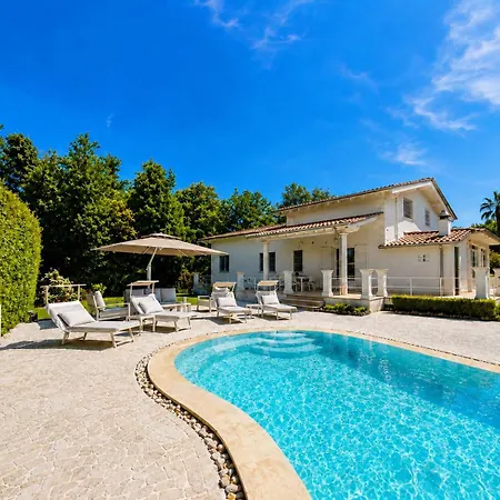 Pietrasanta Sea Near Dei Marmi With Private Pool&park Marina di Pietrasanta